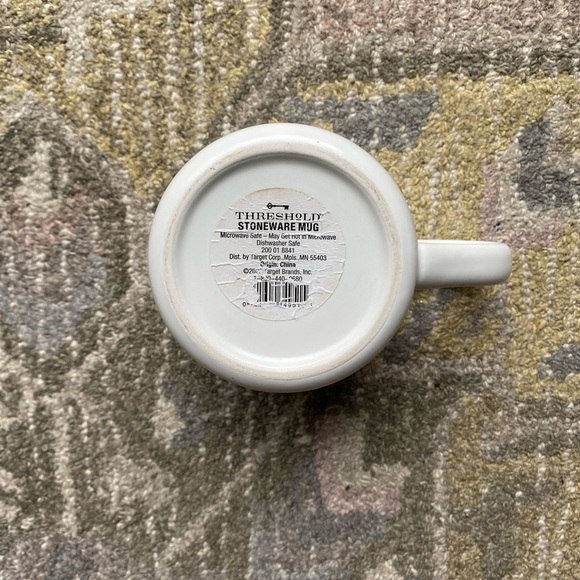 Threshold MRS. White Black and Gold Outlined Ceramic Coffee Cup - Picture 3 of 5